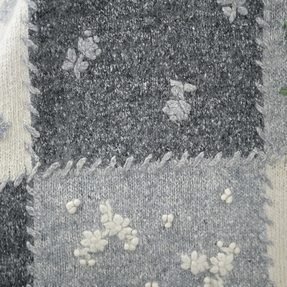 Segue Sweater - Picture 4 of 6